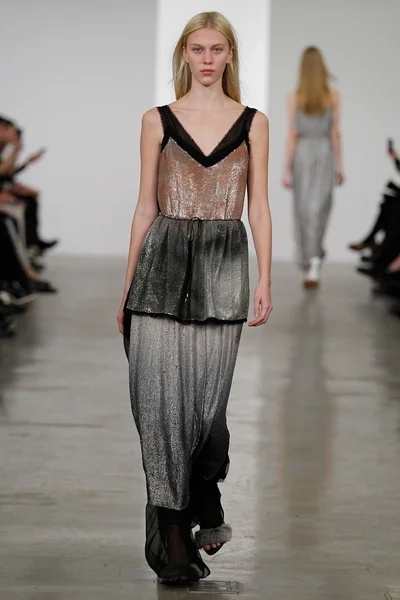 Look 20